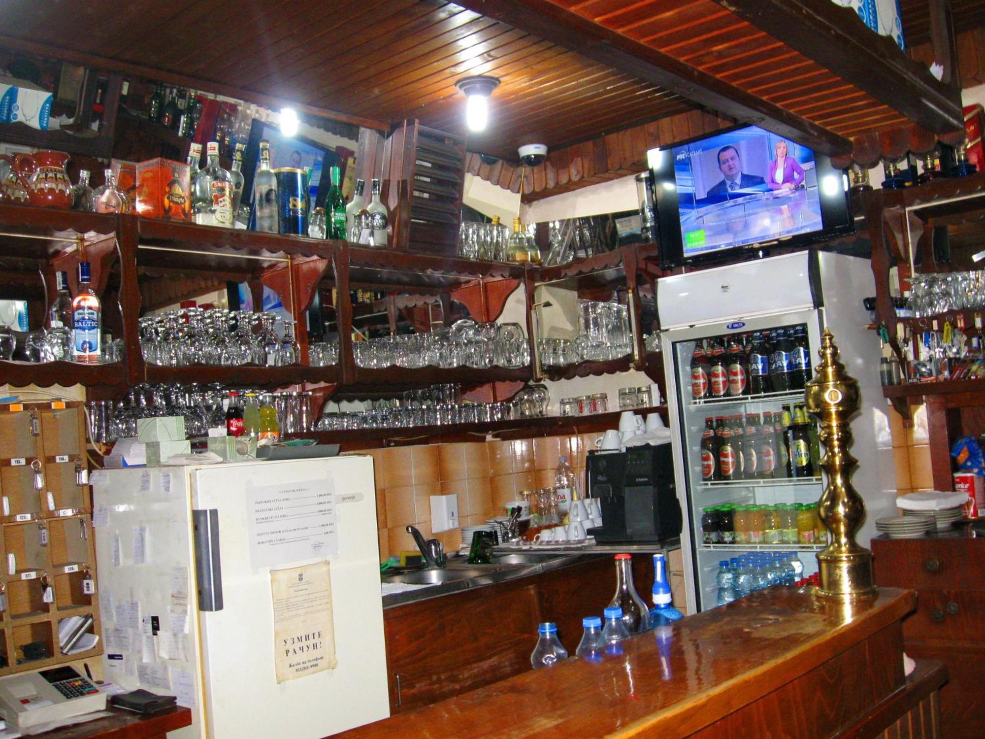 Amfora Rooms Caribrod Dimitrovgrad Exterior foto